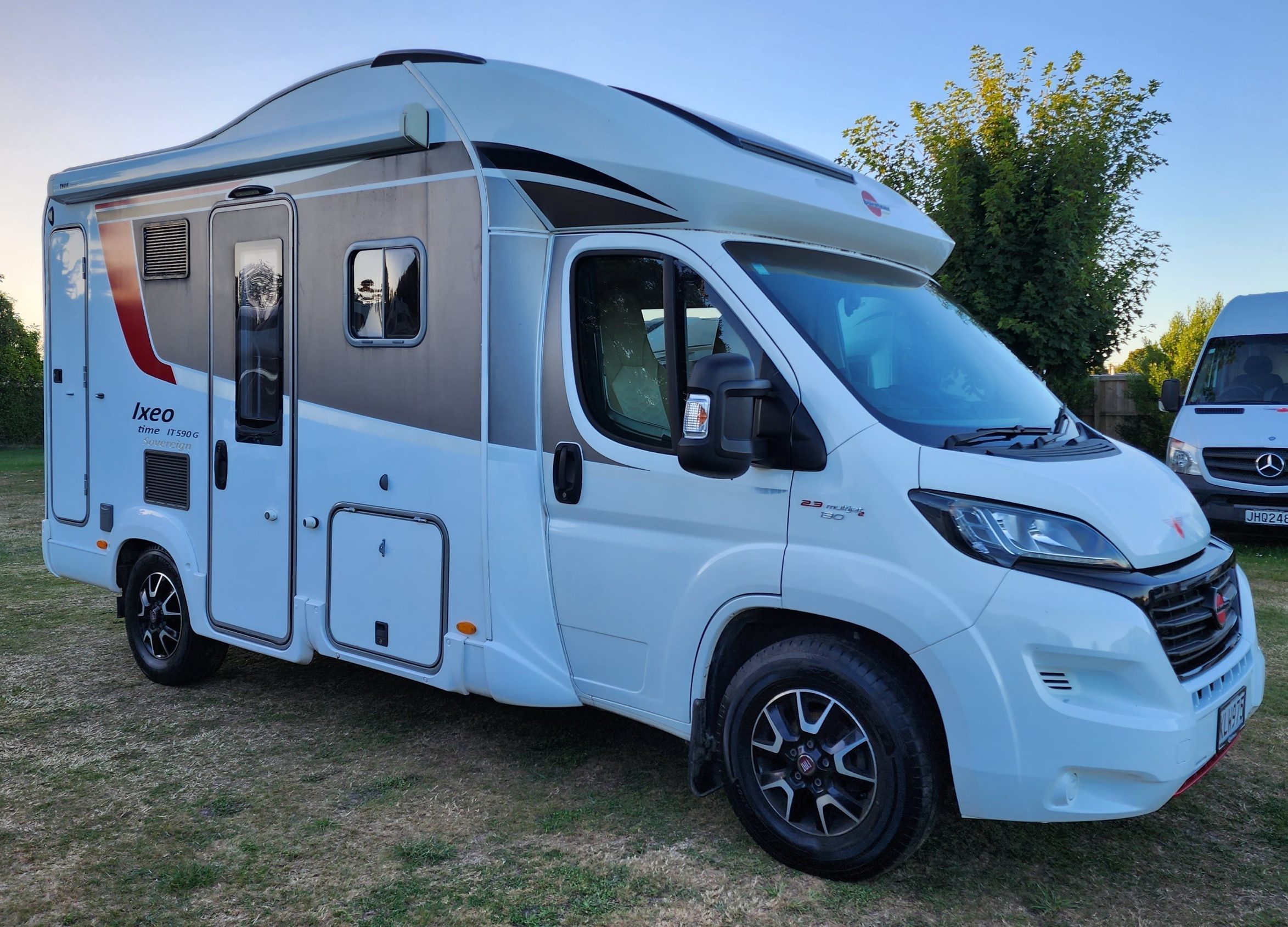 2017 Burstner Ixeo iT590