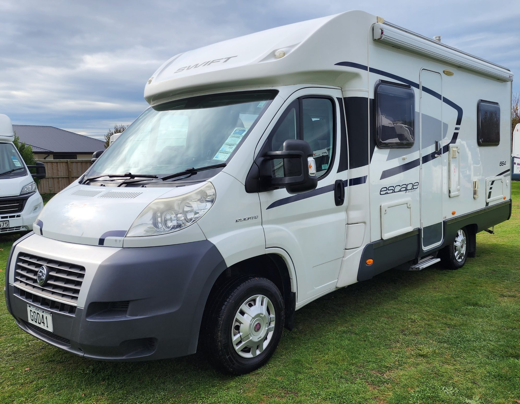 2012 Swift Escape 664