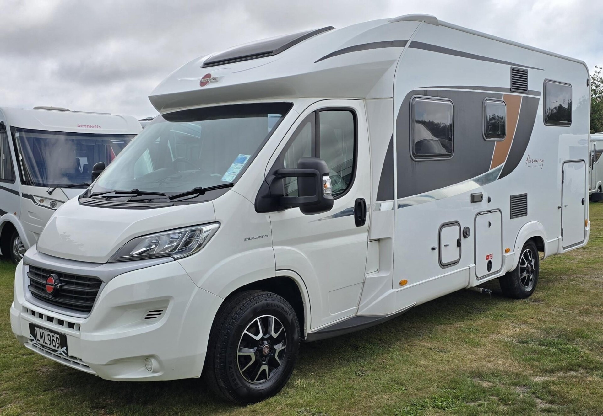 2018 Burstner Lyseo T690G